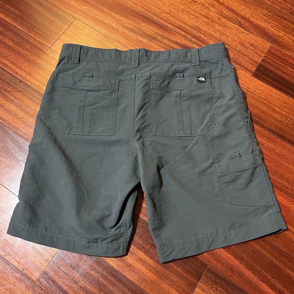 The North Face Shorts Mens 36 10" Inseam Gray Nylon Performance Hiking Outdoors - Picture 2 of 11